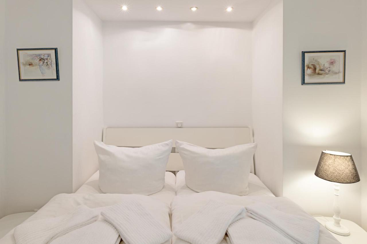 Apartment Cap Blanco